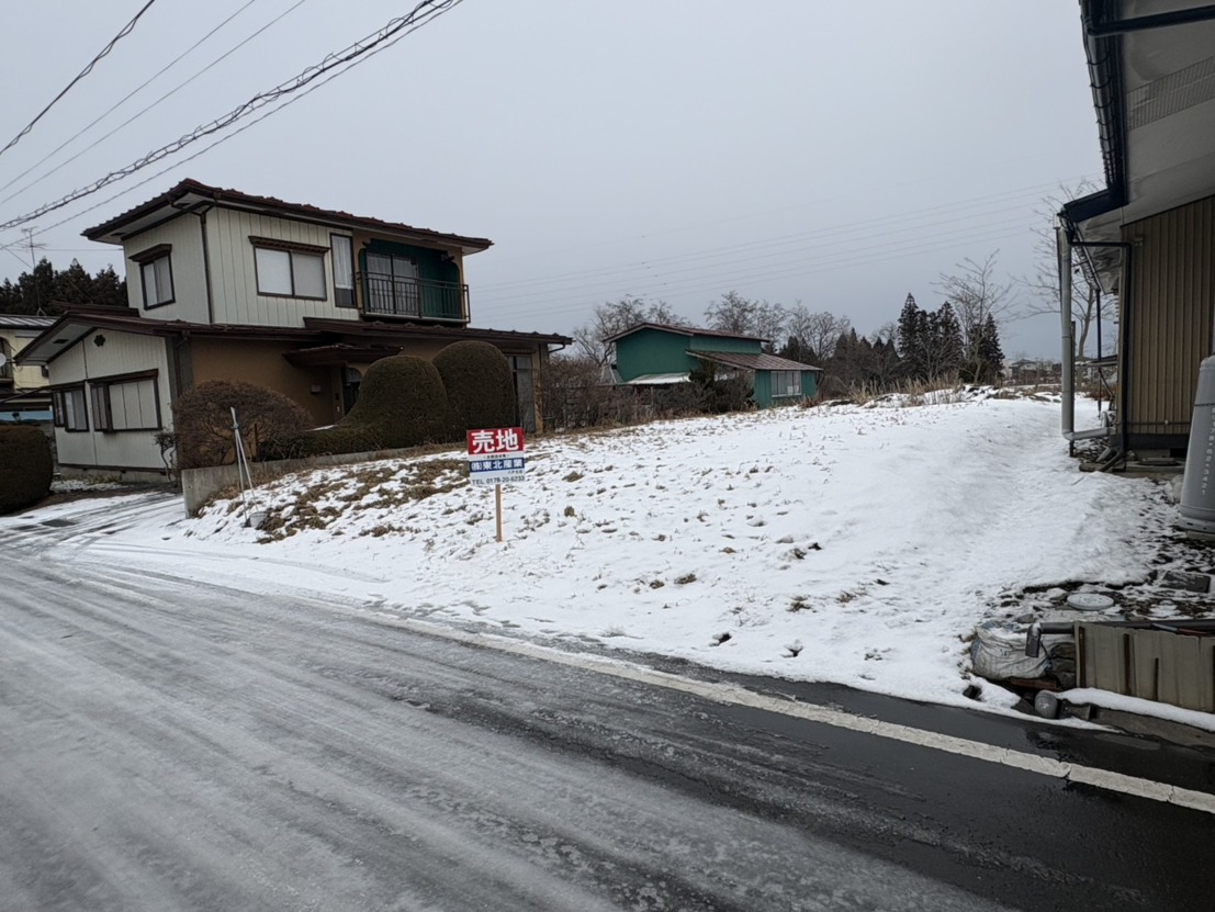 青森県三戸郡五戸町字地蔵岱15-117