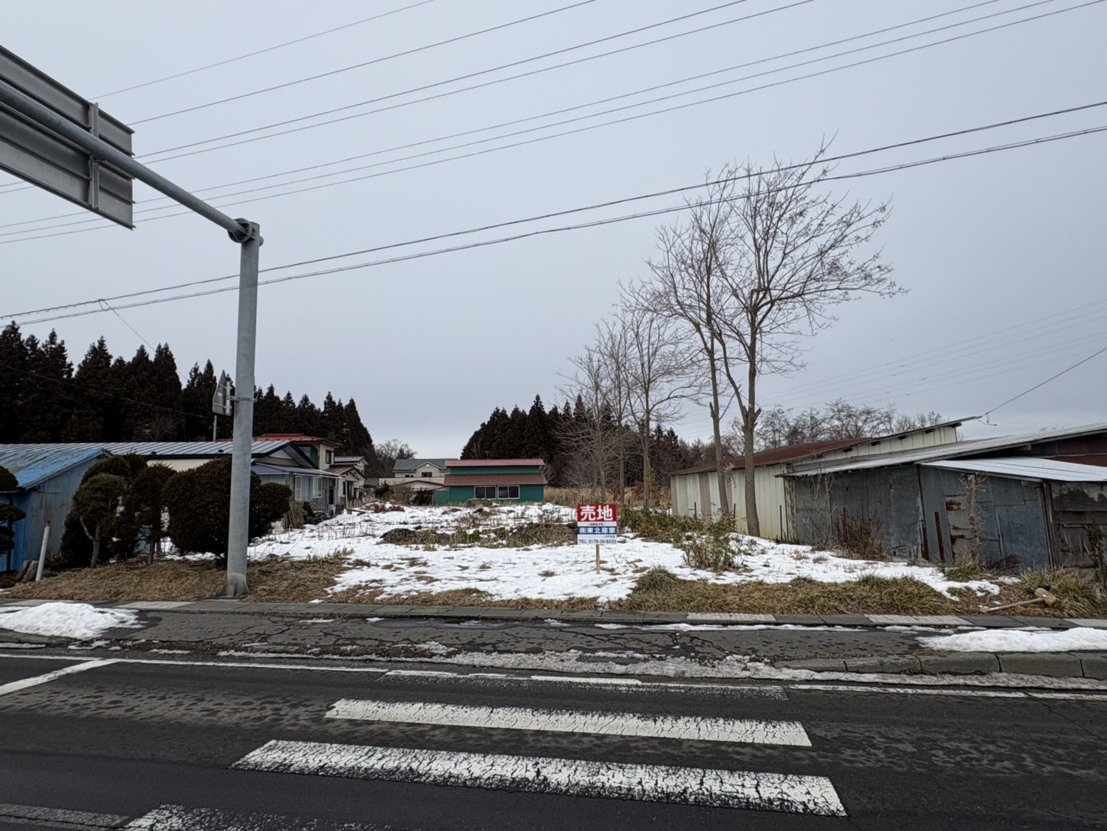 青森県三戸郡五戸町字地蔵岱15-118